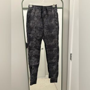 Zanerobe jogger *very new*